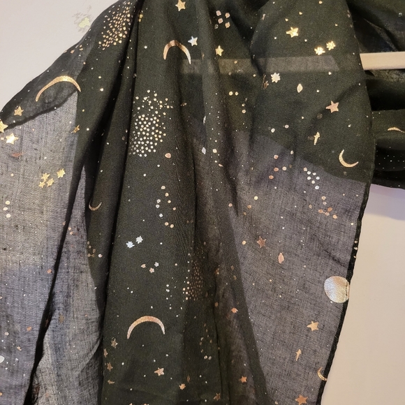 MEGA SALE! Black Celestial Moon Stars Scarf - Picture 2 of 8